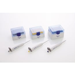 Eppendorf Reference®2 3-pack，单通道，可变4920 000.908